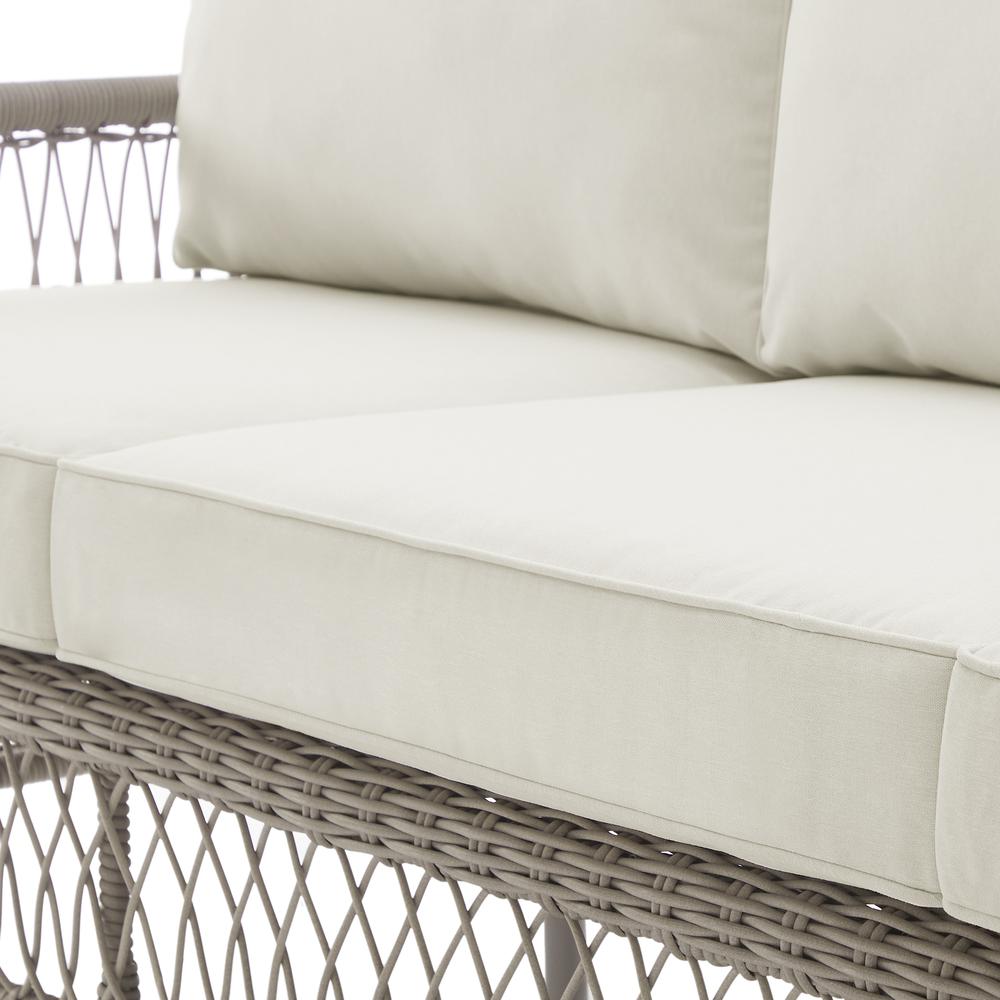Thatcher Wicker Outdoor Sofa. Picture 12