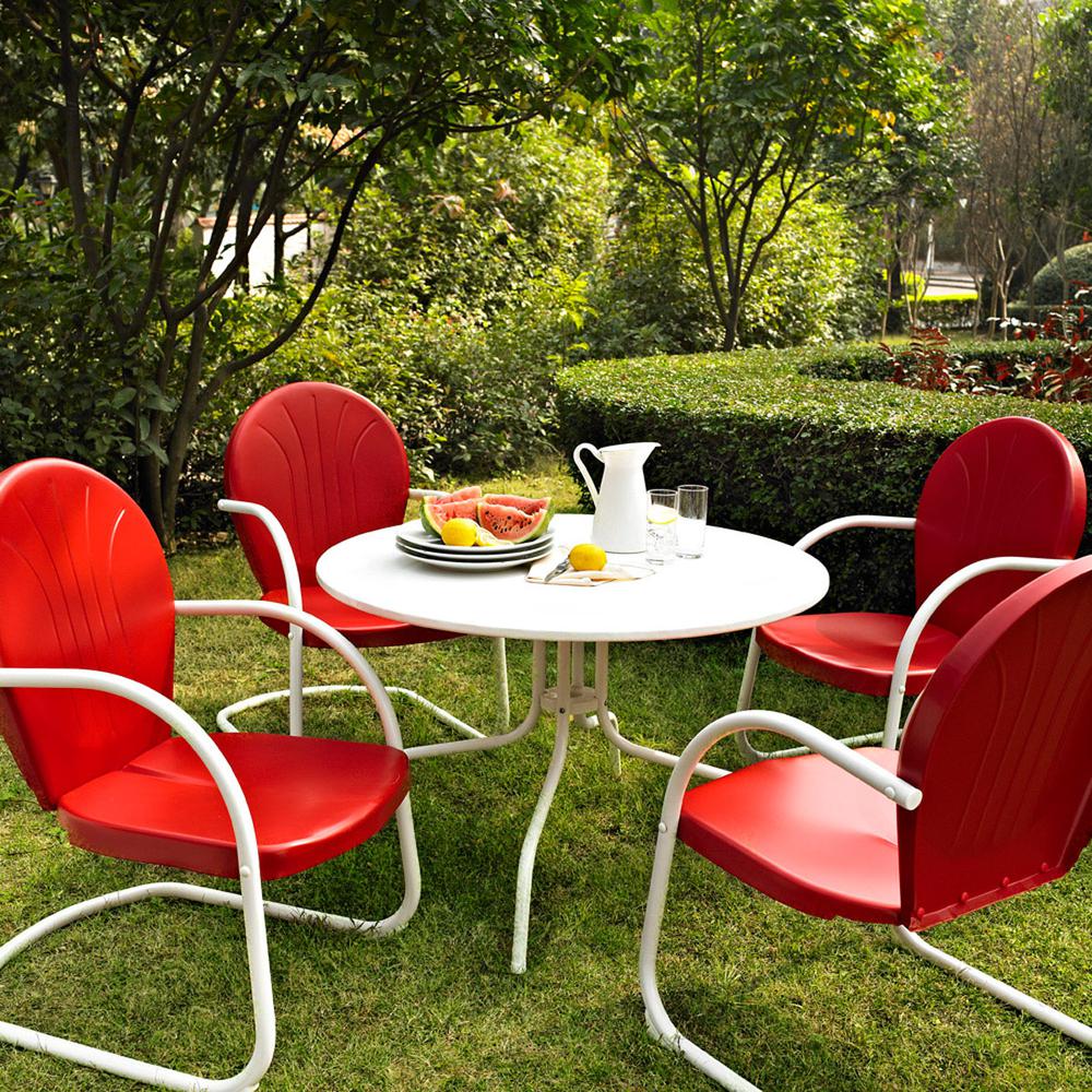 Griffith 5Pc Round Retro Outdoor Dining Set - Table & 4 Chairs. Picture 2