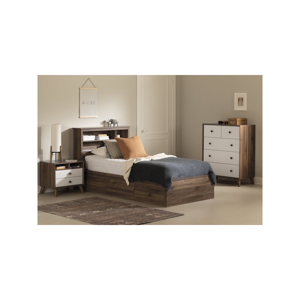 Yodi Bed, Natural Walnut. Picture 2