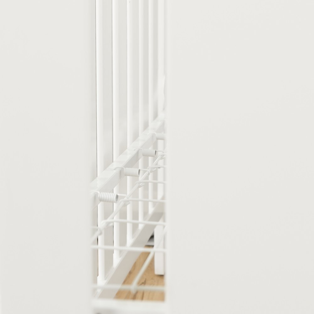 Sweedi Baby Crib, Pure White. Picture 5