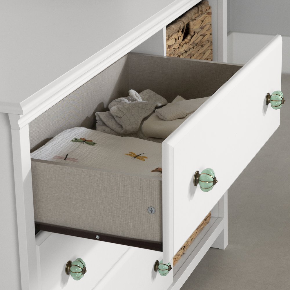 Balka 3-Drawer Dresser with Baskets, Pure White. Picture 3