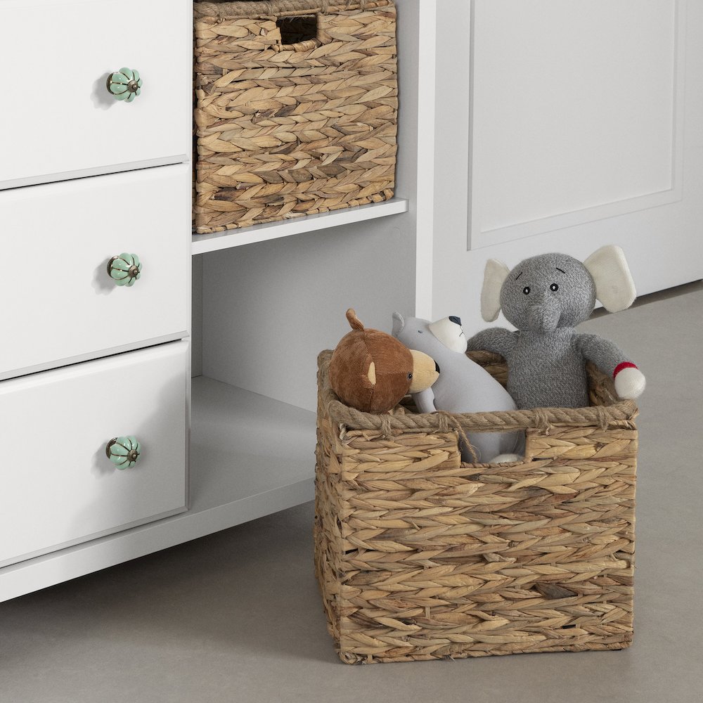Balka 3-Drawer Dresser with Baskets, Pure White. Picture 4