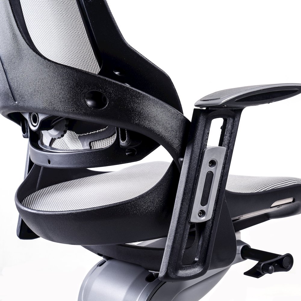 Techni Mobili LUX Ergonomic Executive Chair. Picture 7