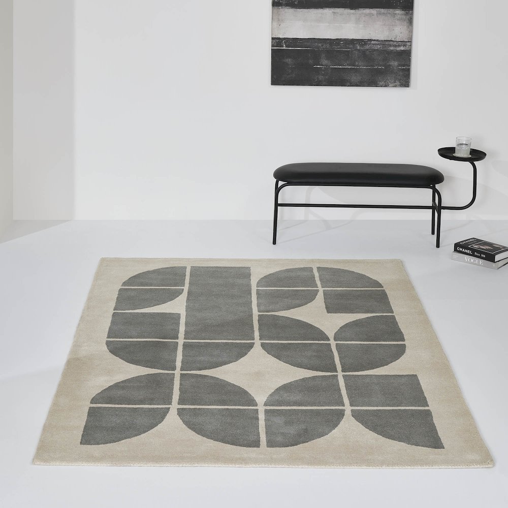 Perseverance Rectangle 5’3" X 7’3"  ft  Indoor Rug. Picture 2