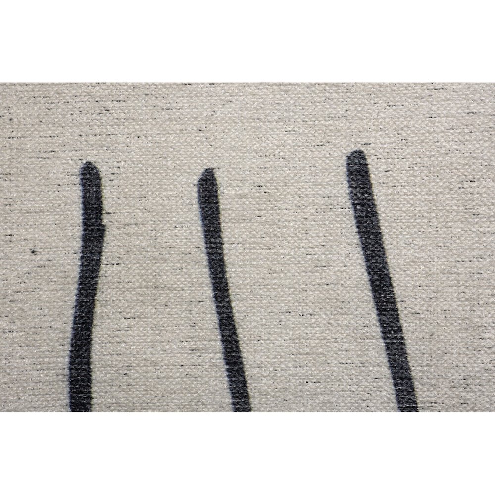 FALLON IVORY/ CHARCOAL 5 x 8 Indoor Rug. Picture 3