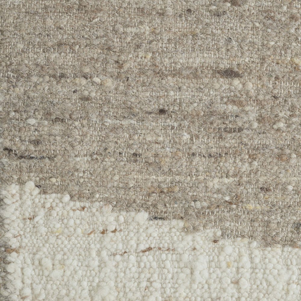 Grace 5'3" x 7'3" ft Handwoven Indoor Rug, Ivory/ Stone. Picture 4