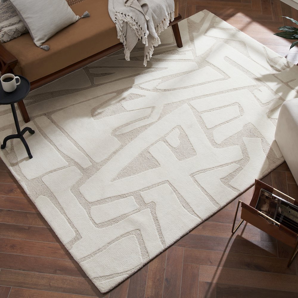 Cosmos 7'10" x 10'2"" ft Handwoven Indoor Rug, Ivory/ Sand. Picture 2