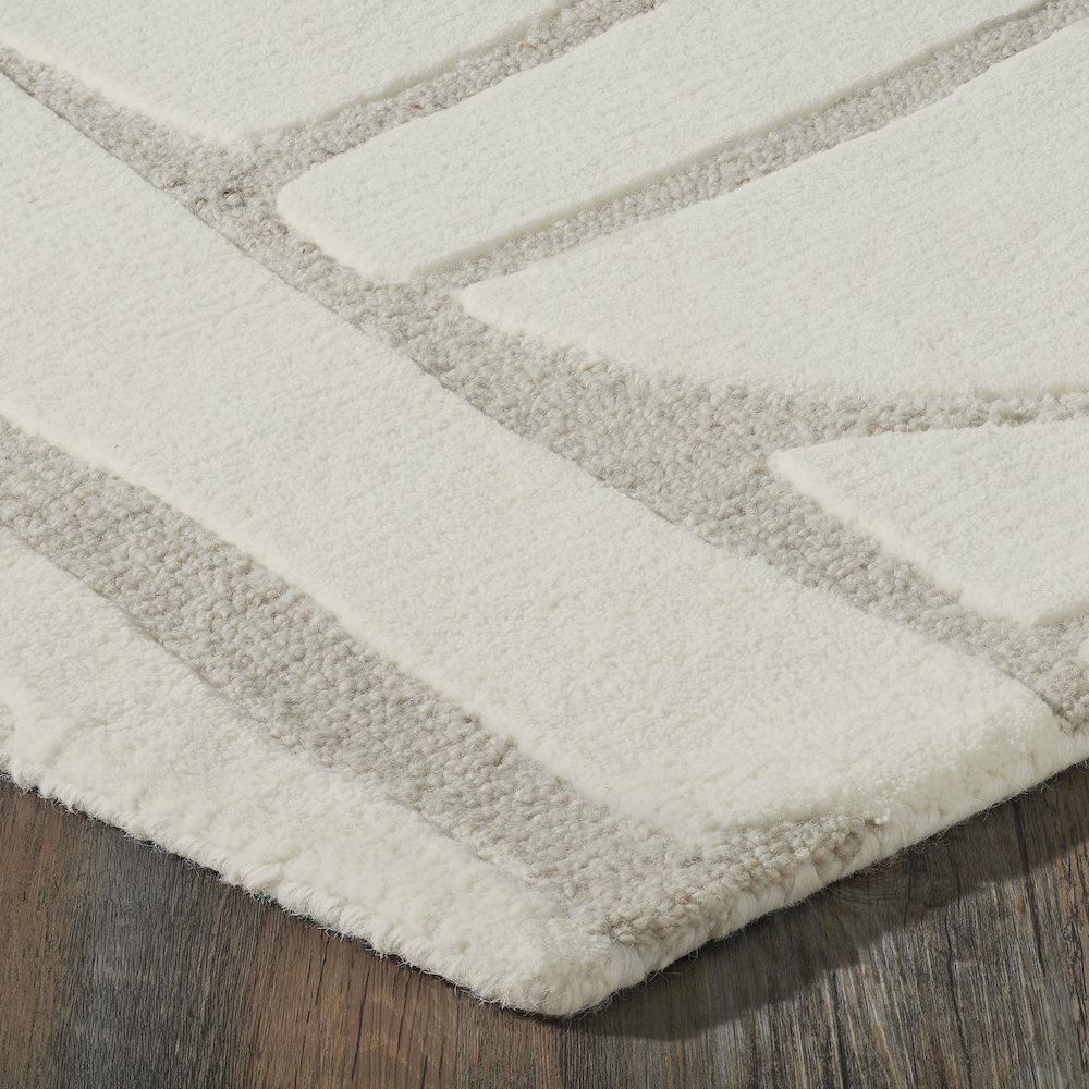 Cosmos 7'10" x 10'2"" ft Handwoven Indoor Rug, Ivory/ Sand. Picture 3