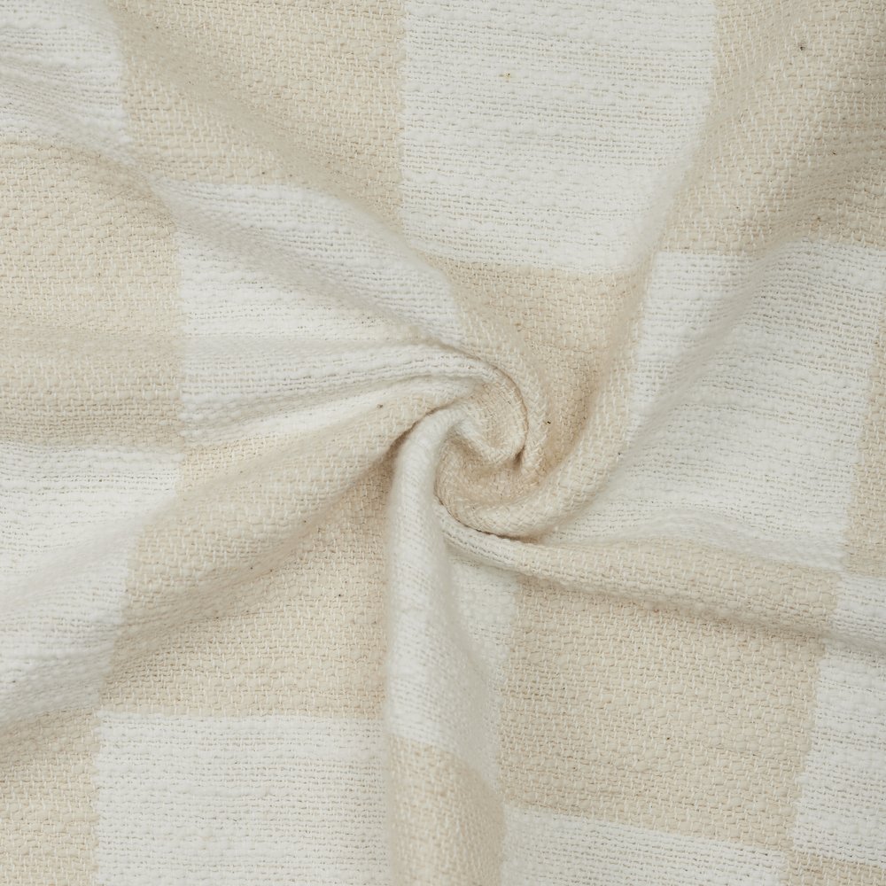 Grandi 70X50 Throw, Ivory. Picture 3
