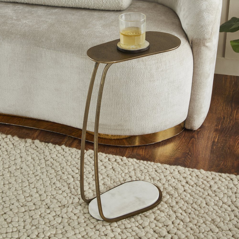 Balam Indoor Aluminum Table, Antique Brass. Picture 2