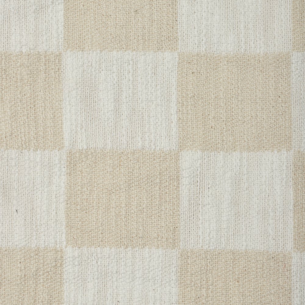 Grandi 70X50 Throw, Ivory. Picture 4