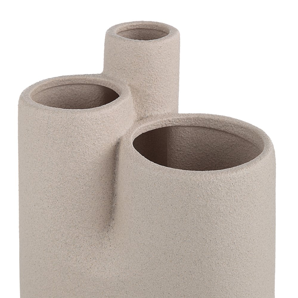 Fontaine Vase In Cream Color. Picture 4