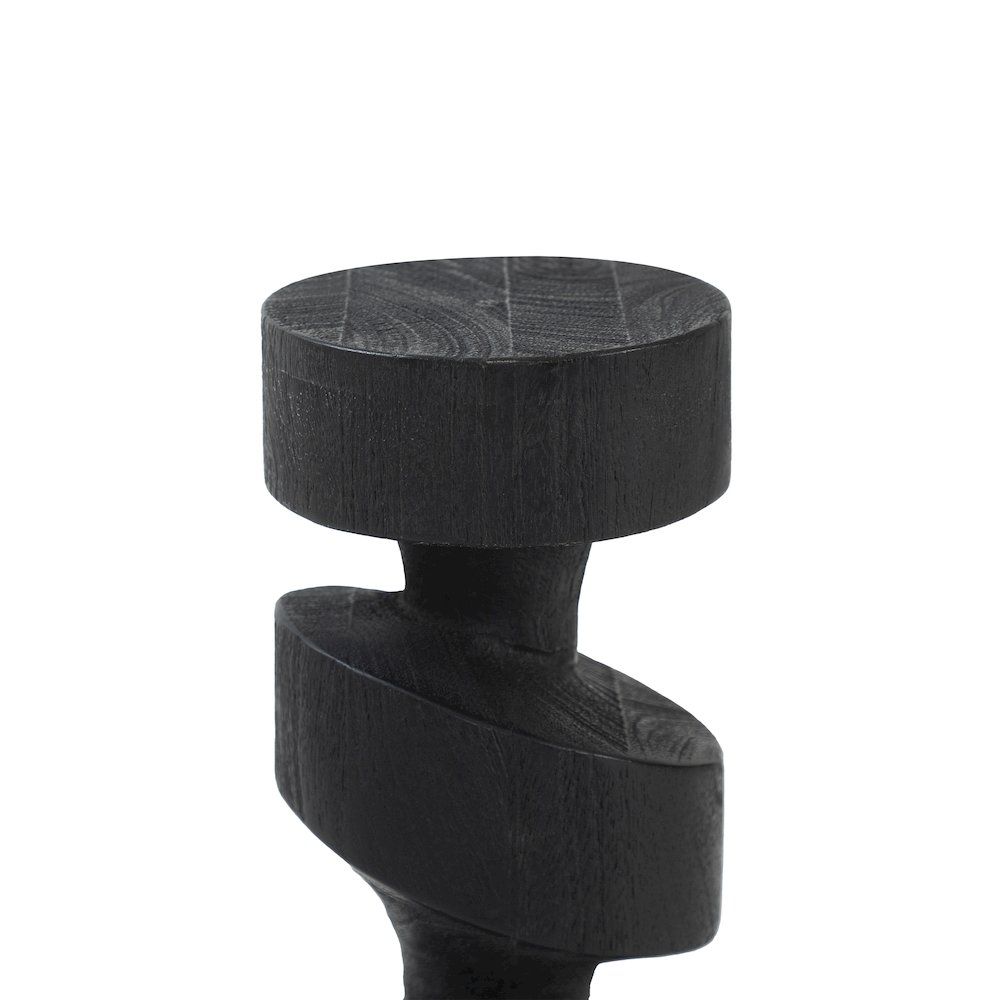 Beckton Statue, Black. Picture 6