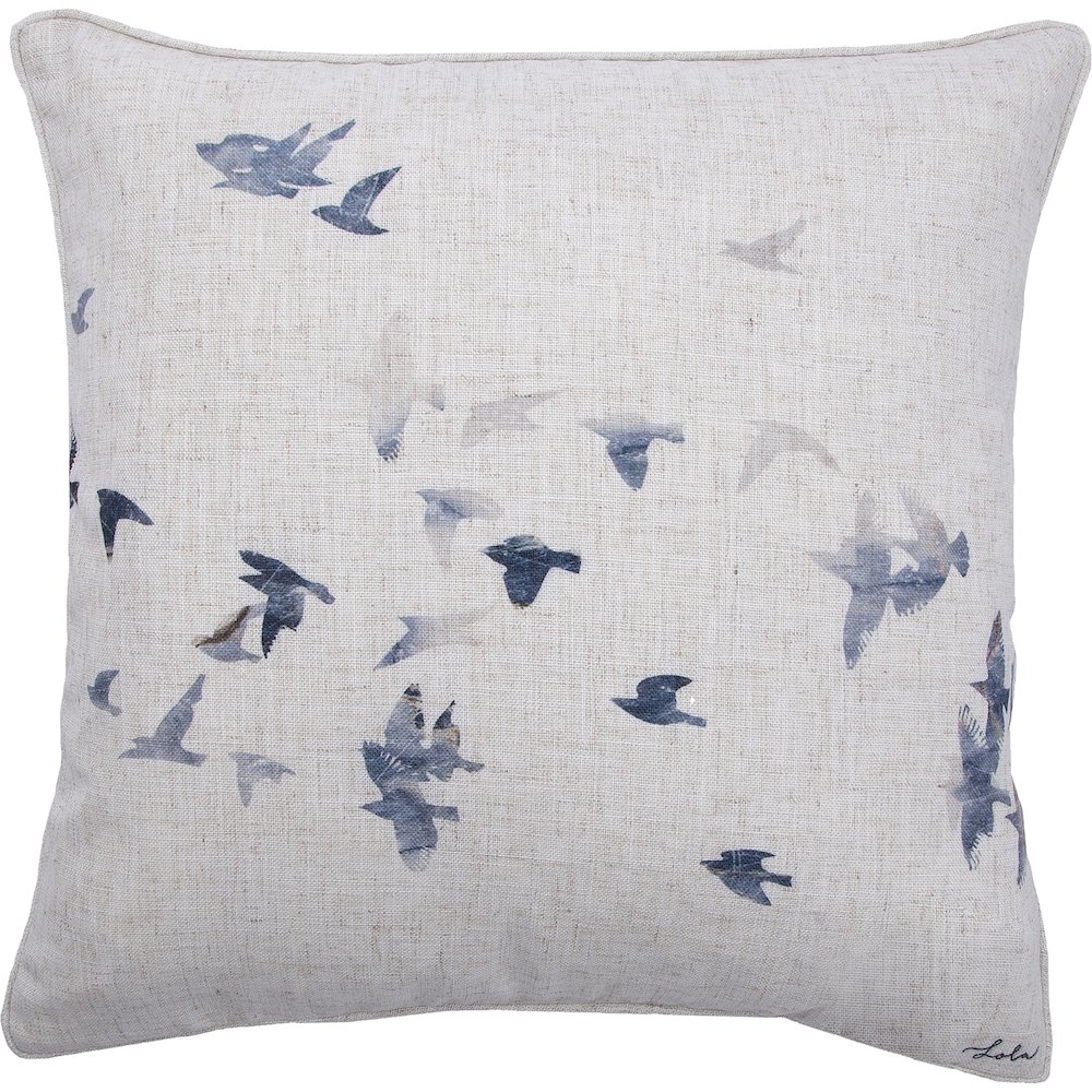 Flight  Pillow. Picture 1
