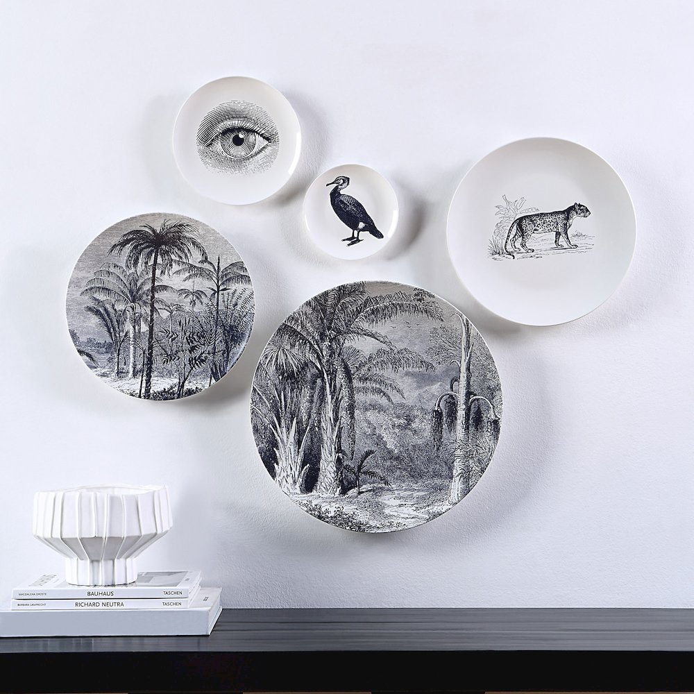 Maliya Round Wall Art. Picture 2