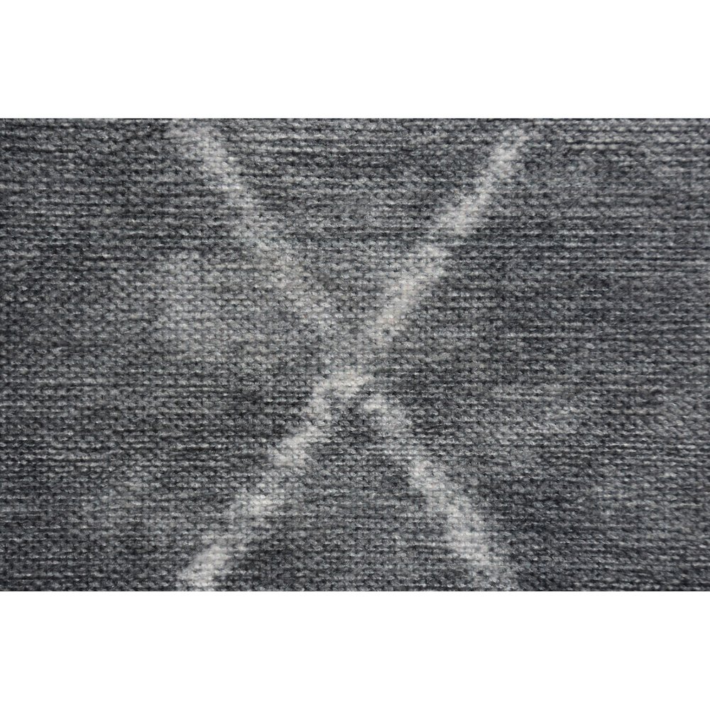 FALLON GREY/ IVORY 5 x 8 Indoor Rug. Picture 3