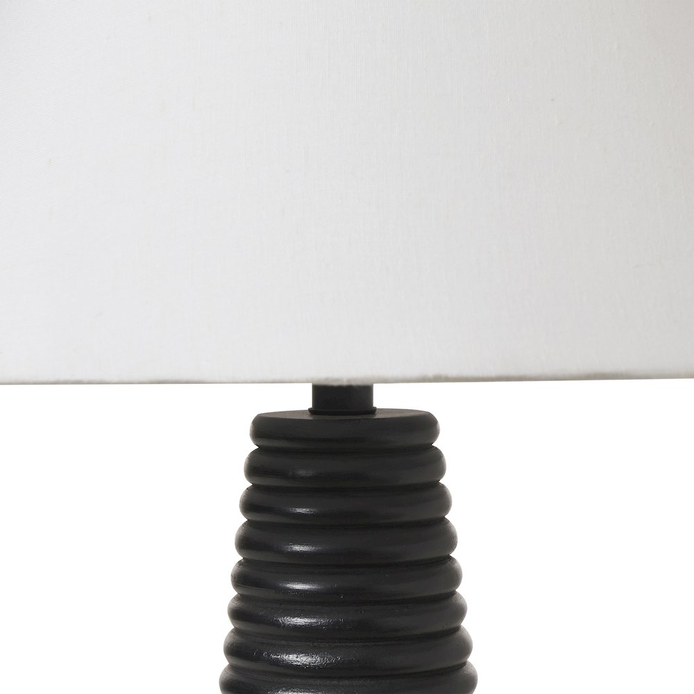 Kailua 26.5" Height Table Lamp, Black. Picture 3