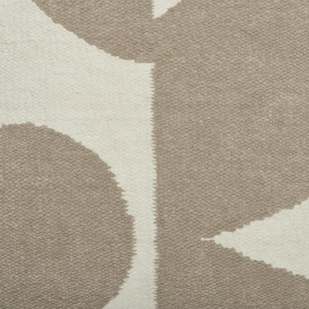 Ferla 20X20 Indoor Pillow, Beige. Picture 4