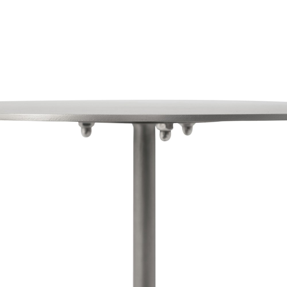 Aiden 18.0" Height Side Table. Picture 3