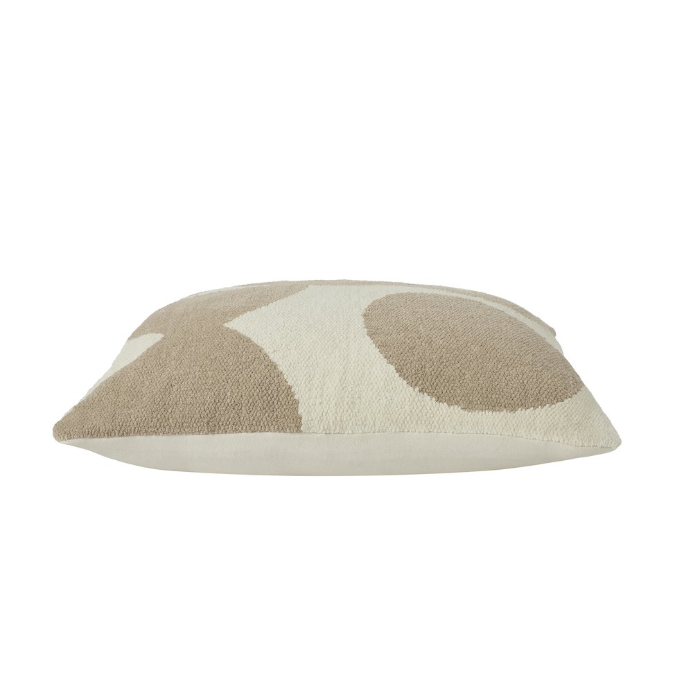 Ferla 20X20 Indoor Pillow, Beige. Picture 3