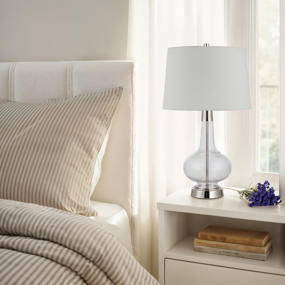 Lya 27.5" Height Table Lamps, Clear. Picture 2