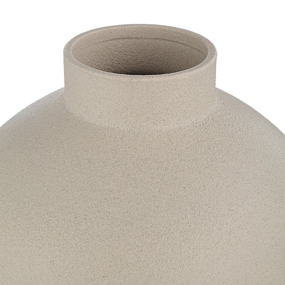 Lamoureux Vase In Cream Color. Picture 4