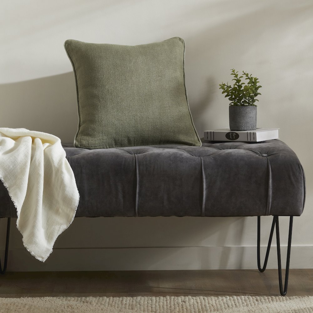 Lavigne 20X20 Indoor Pillow, Dark Green. Picture 2