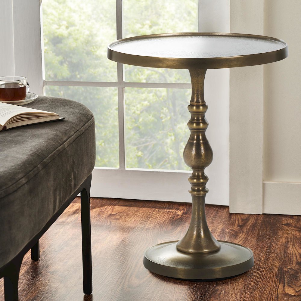 Romina Brass Accent Table. Picture 2