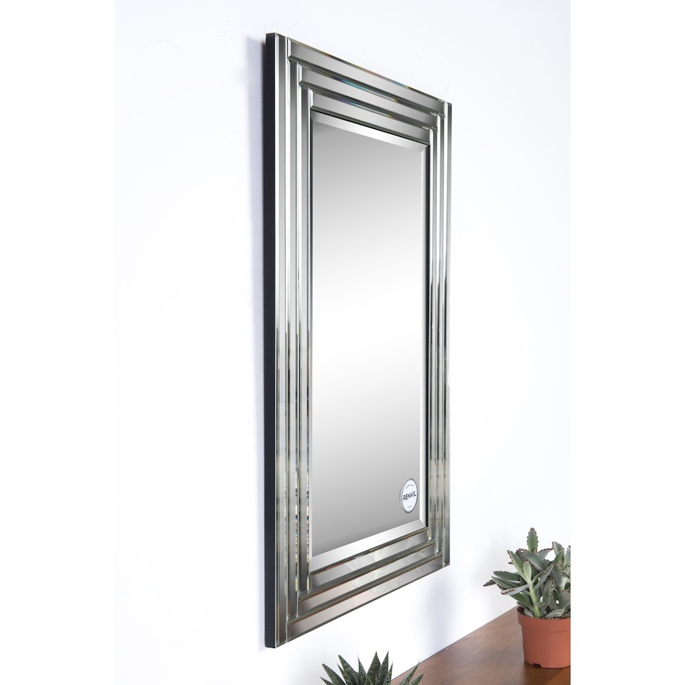 Edessa Miror, Vertical. Picture 2