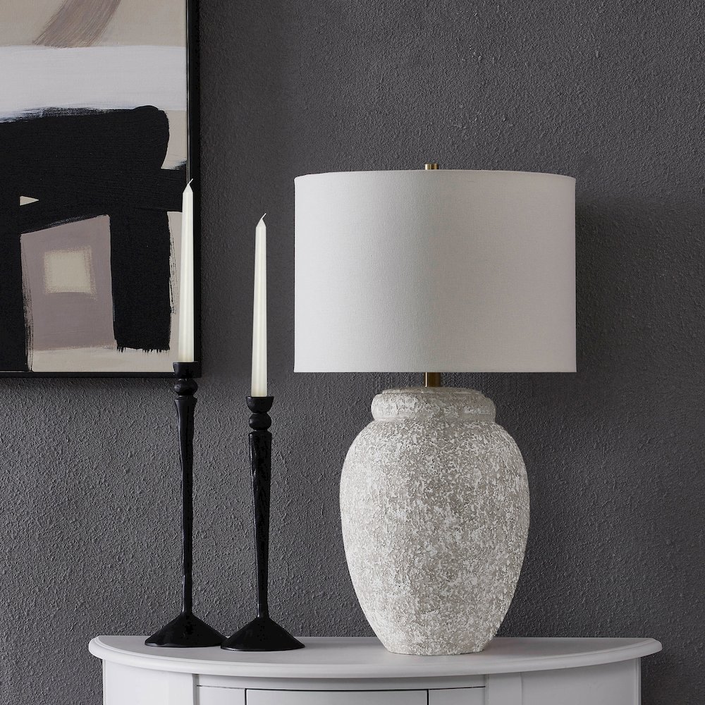 Wassily 1-Light 28.25" Table Lamp with Shade. Picture 2