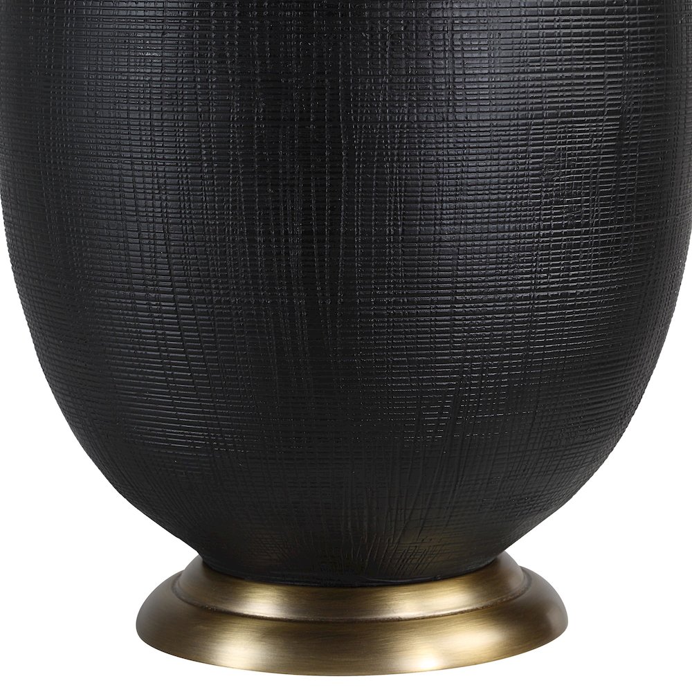 Carmesi 28.5" Height Table Lamp, Black. Picture 4