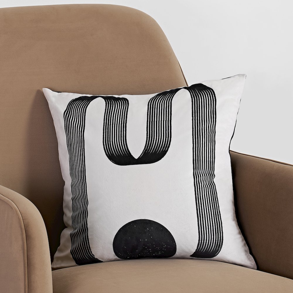 Yeva 20X20 Indoor Pillow, Black. Picture 2