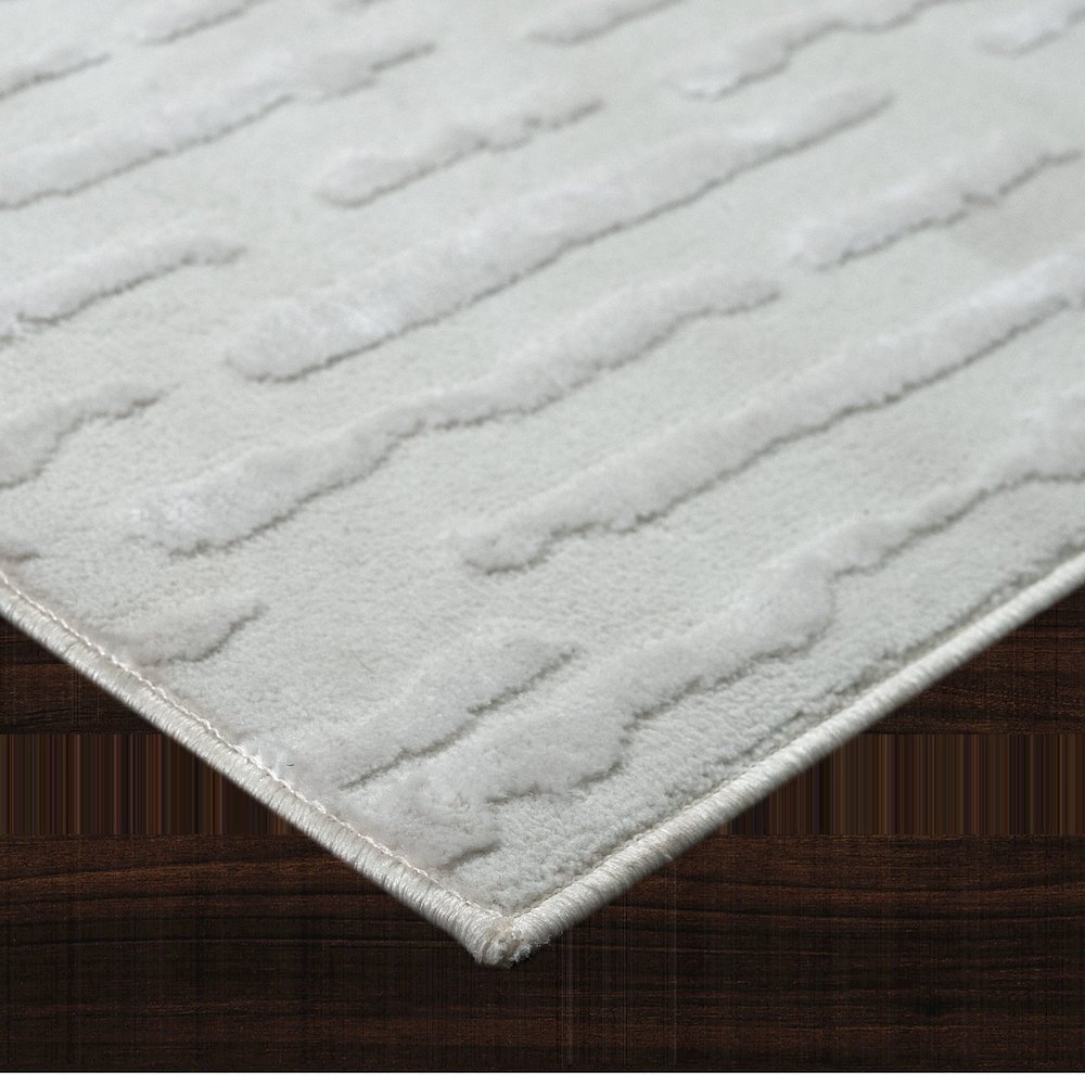 Camila 3’3 X 4’3 Power loomed Indoor Rug, Off-white. Picture 3