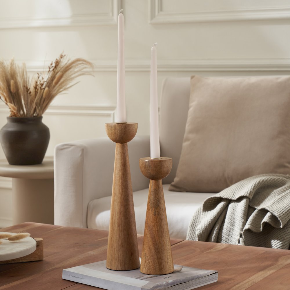 Laurier Candle Holder, Light Brown. Picture 2