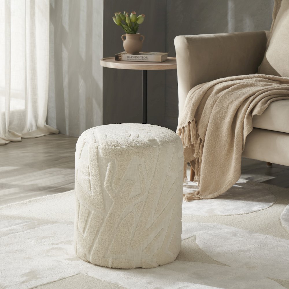 Trento Stool In White Color. Picture 2