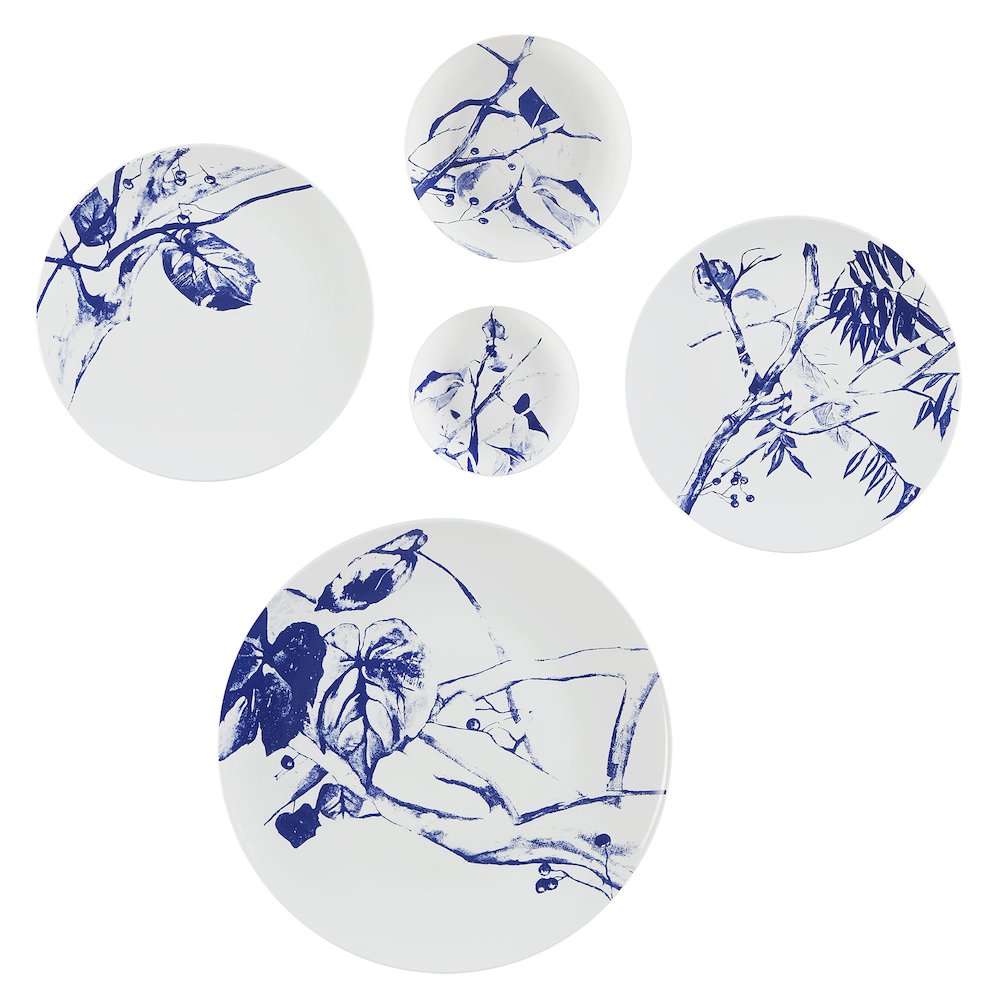 Narine Round Wall Art. Picture 1