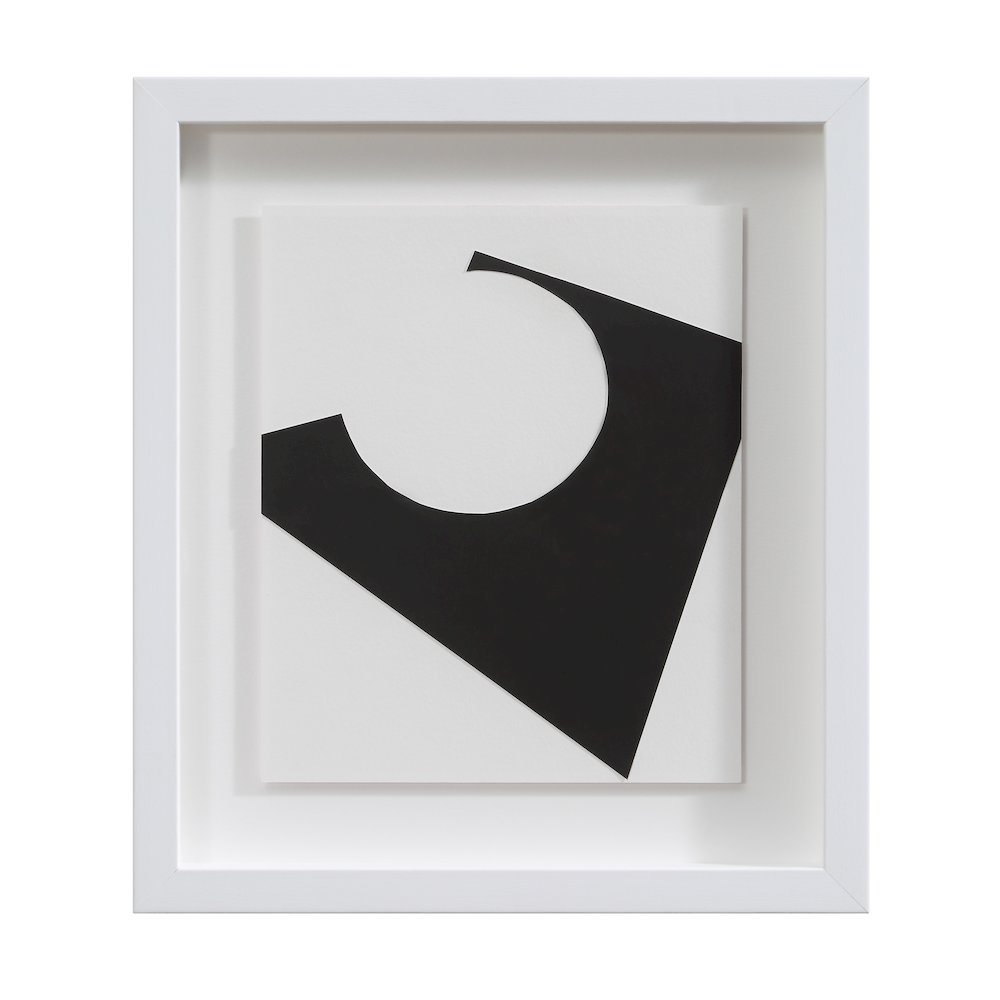 Ostra 13.25" Wide Wall Decor, Black. Picture 13