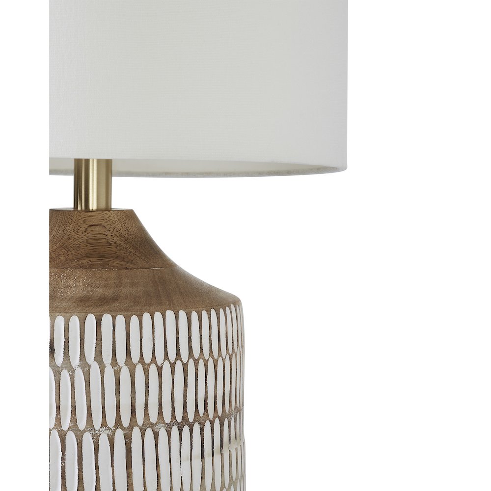 Wickes 1 Light 24" Table Lamp with shade. Picture 3