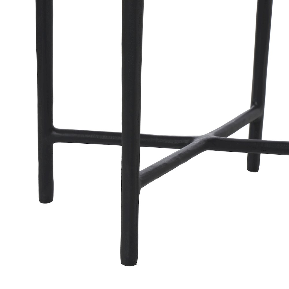 Aria Side Table In Black Color. Picture 5