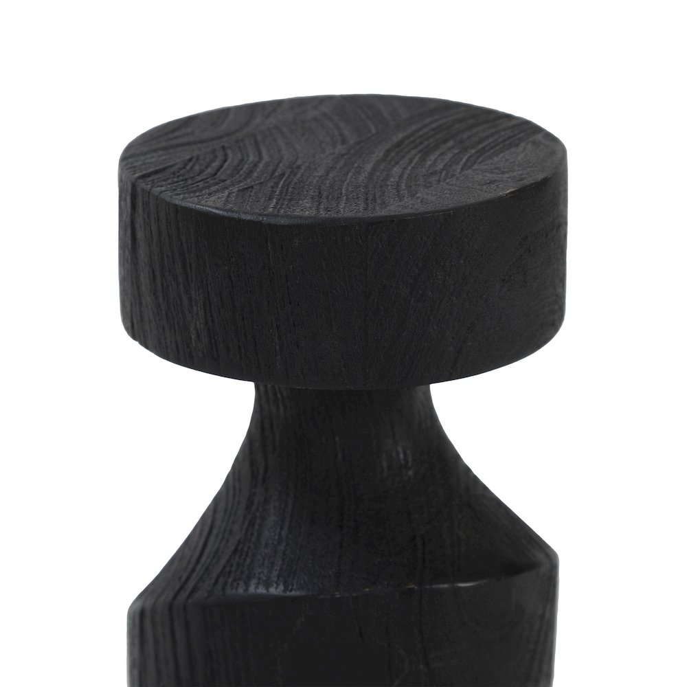 Severn Statue, Black. Picture 5