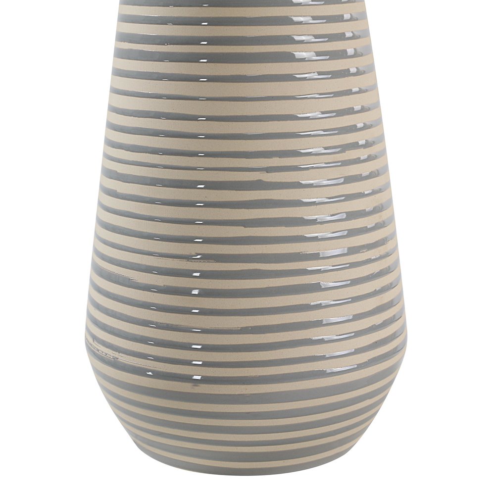 Pera 26.25" Height Table Lamp, Grey. Picture 4