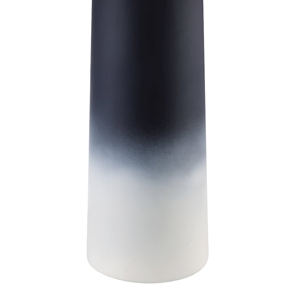 Monte 1 Light 27.5" Table Lamp with shade. Picture 3