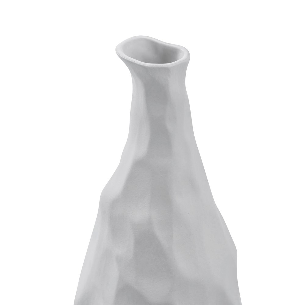 Blouin Vase In White Color. Picture 5