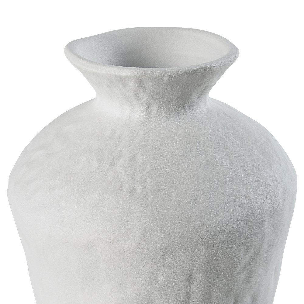 Melton Vase In White Color. Picture 4
