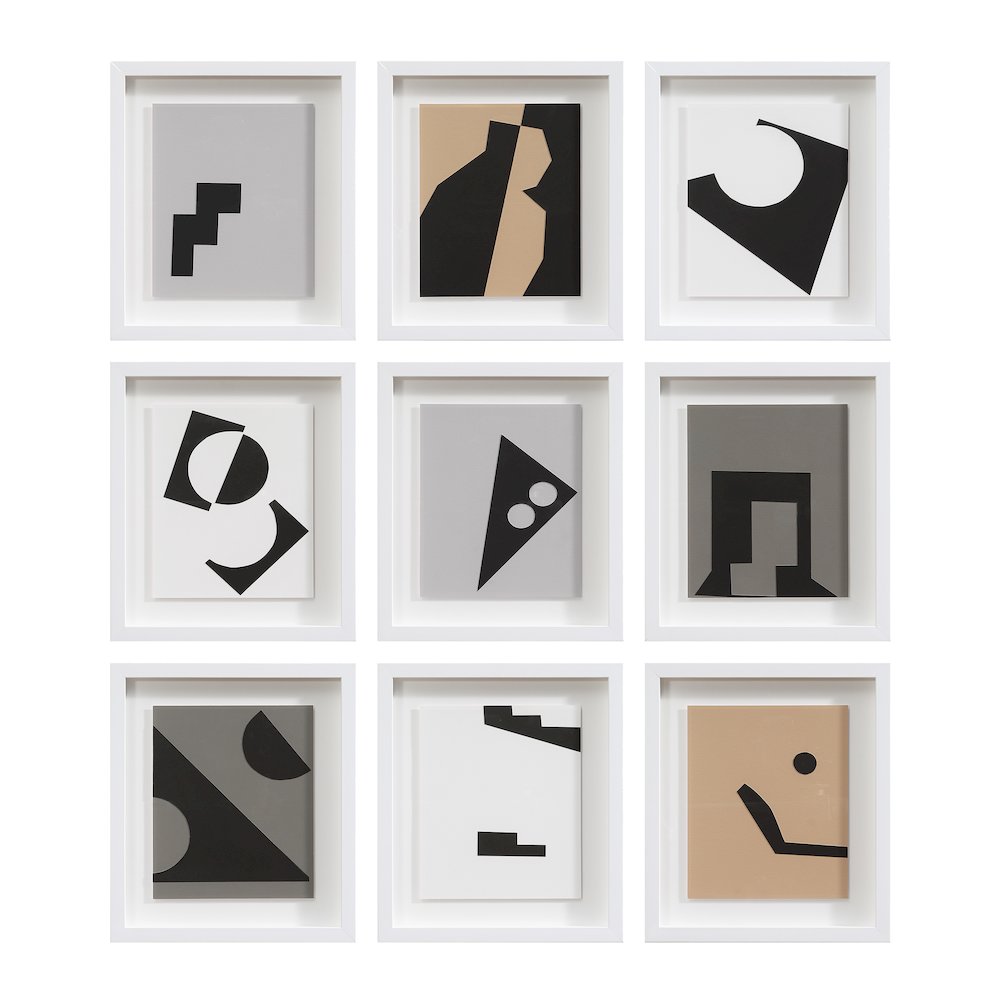 Ostra 13.25" Wide Wall Decor, Black. Picture 1