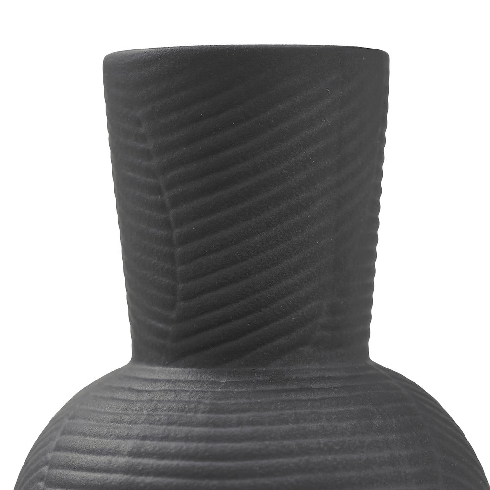 Icarus Vase In Black Color. Picture 4