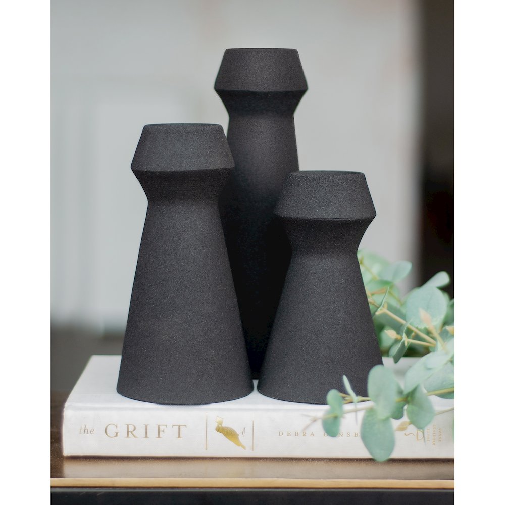 GRANFELD Textured Matte Black SET OF 3 VASES. Picture 2