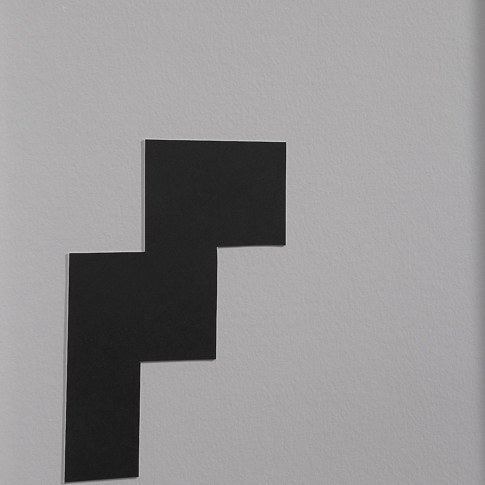 Ostra 13.25" Wide Wall Decor, Black. Picture 5