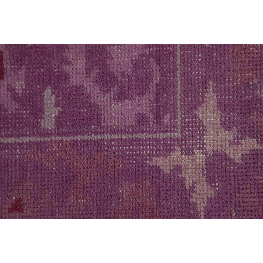 Organdie Rectangular 5'2"x7'2" Area Rug, Pink. Picture 2