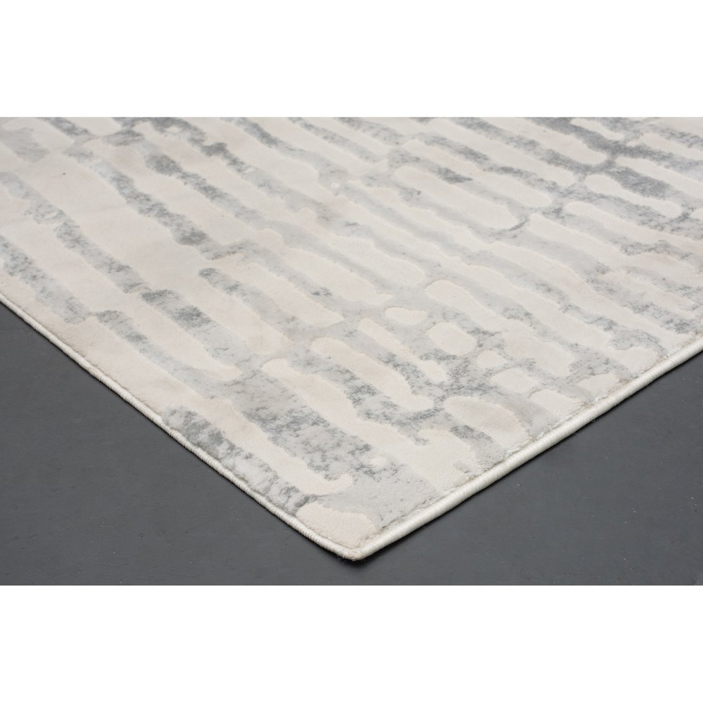 Ariella 5' x7' Power loomed Indoor Rug, Ivory. Picture 3